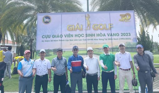 Giao lưu Golf giữa các anh chị em cựu học sinh và khách mời