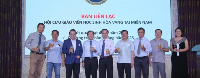 Vinh danh các cá nhân đã có những thành tích cũng như đóng góp xuất sắc cho công tác xây dựng và phát triển Hội