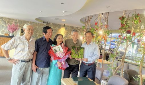 Ngày hội ngộ ấm áp: Thầy trò Hòa Vang hội ngộ cùng thầy Nguyễn Hường tại TP.HCM